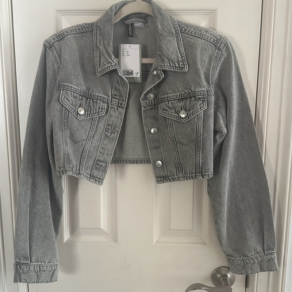 SOLD OUT NWT H&M CROPPED DENIM JACKET GREY SIZE XS - Picture 7 of 9